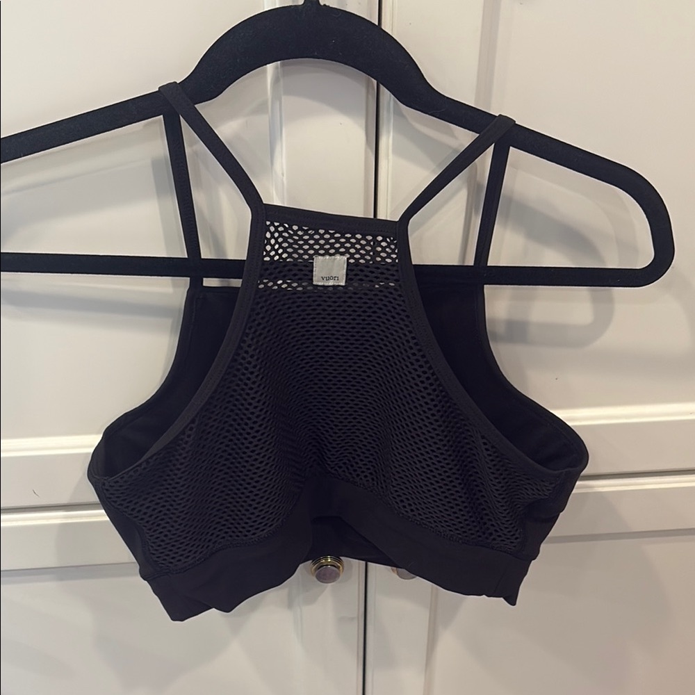 VUORI Black Mesh-back Sports Bra Size Medium